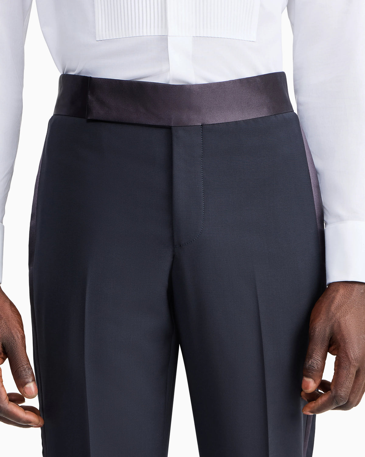 Pure wool, half-canvassed, slim-fit tuxedo from the Soho line