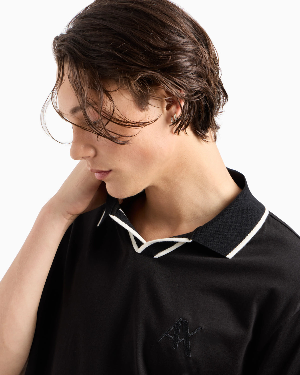 cotton polo with contrasting collar profiles