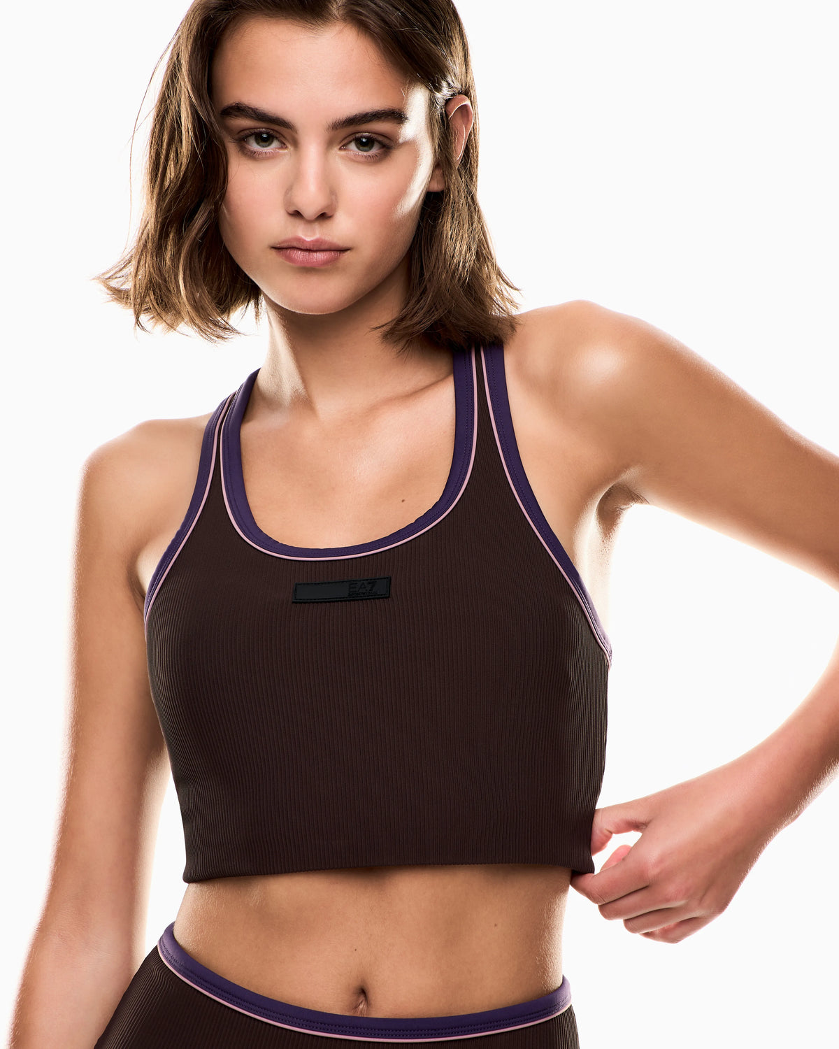 Dynamic Athlete sports bra in VIGOR7 technical fabric