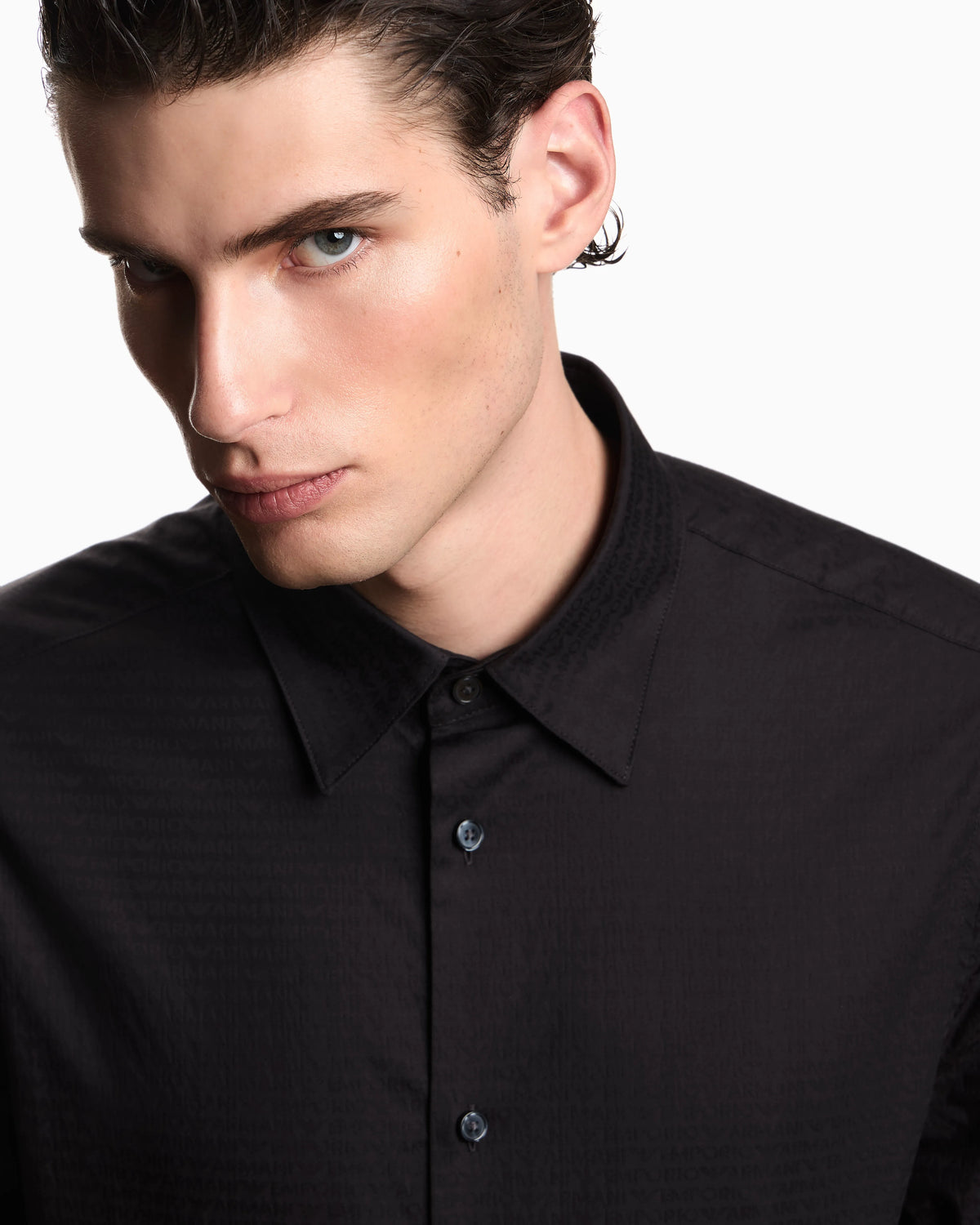 Jacquard shirt with all-over lettering