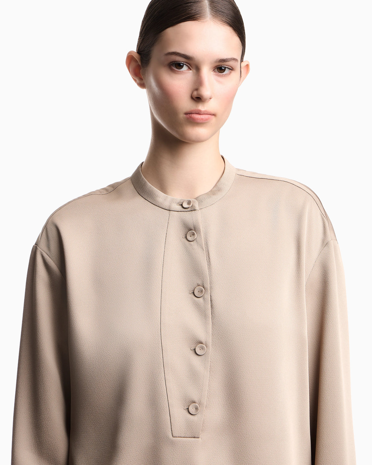 Shirt with partial buttoning in twill crêpe
