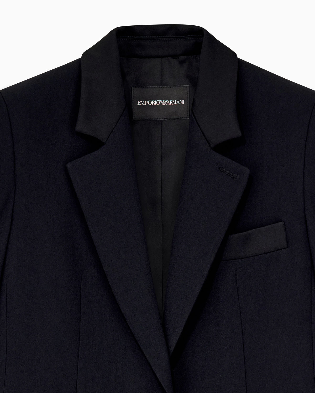 Blazer in enver satin with buttoned cuffs