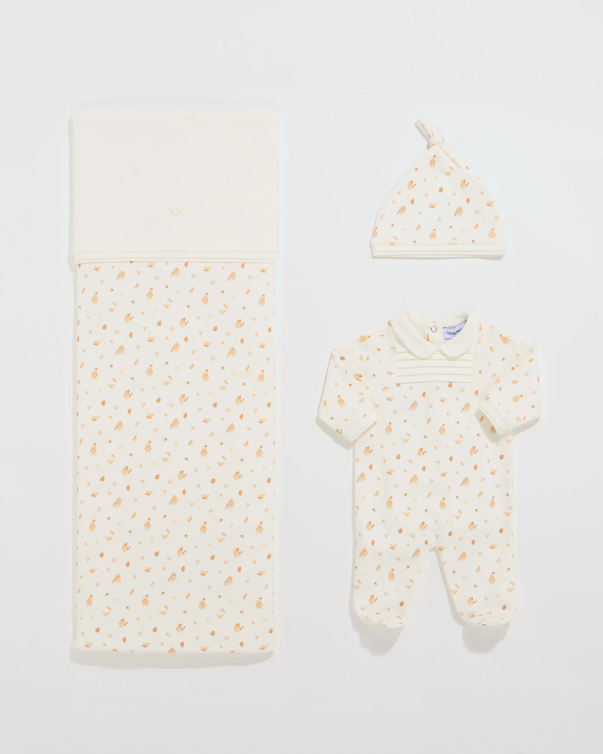 Cotton onesie and knotted hat set with animal print