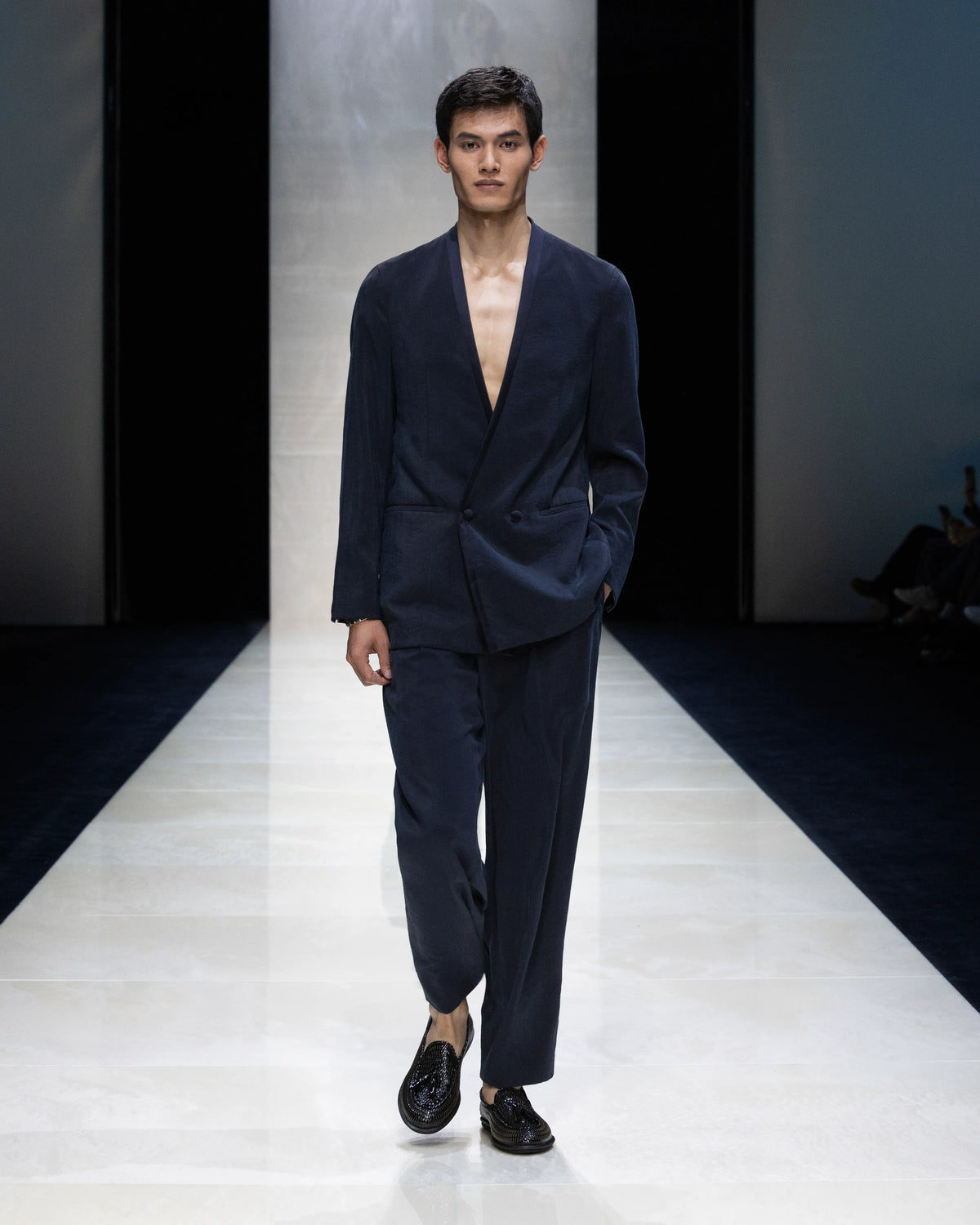 Double pleat trousers in washed silk blend with satin
