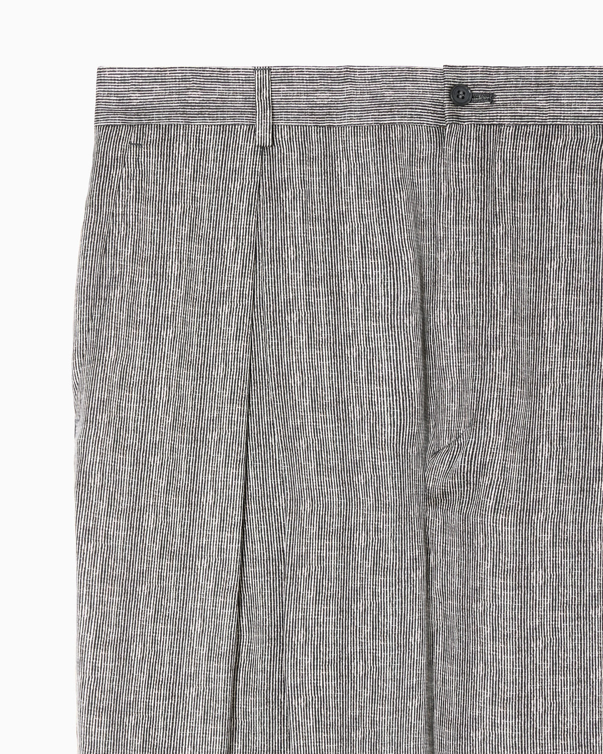 Single-pleat trousers in printed Lyocell and silk