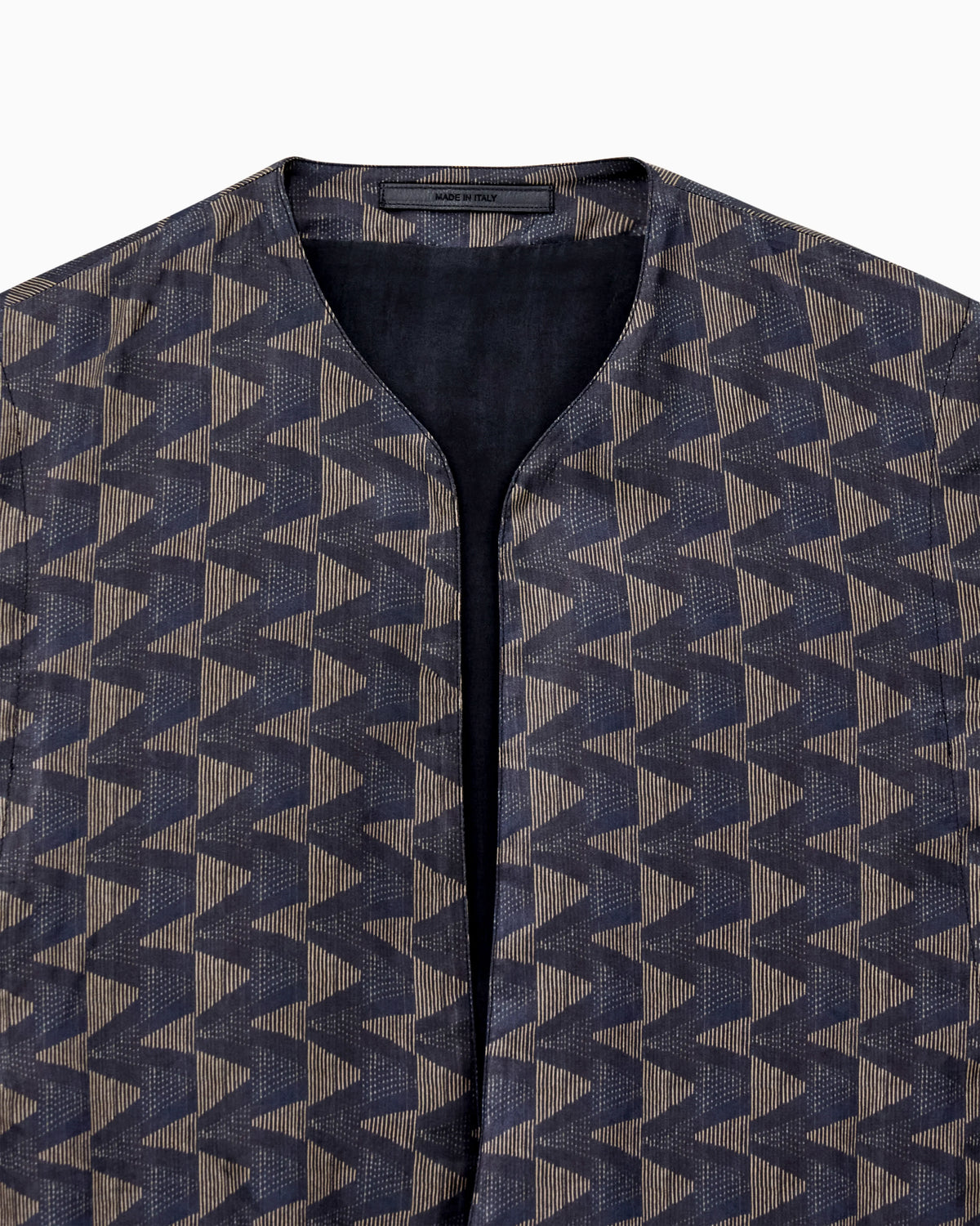 Single-breasted waistcoat in cupro canvas with a geometric print