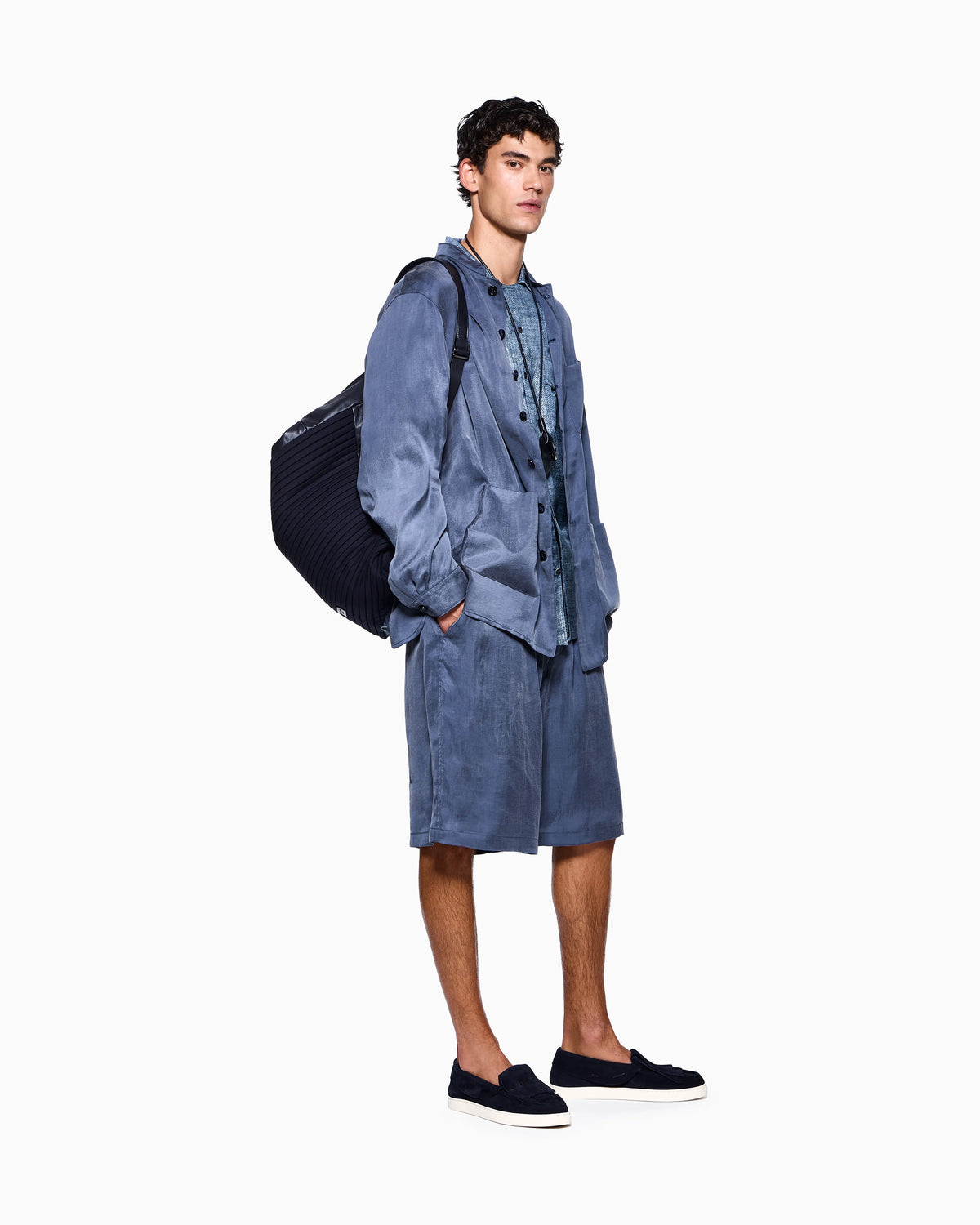 Loafer in suede with a leather lining and rubber sole