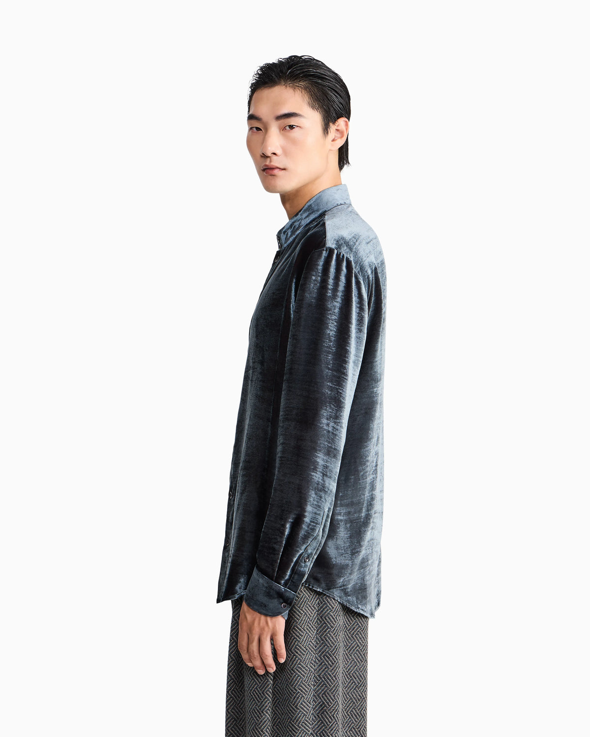 Shirt regular fit in lightweight viscose and silk velvet