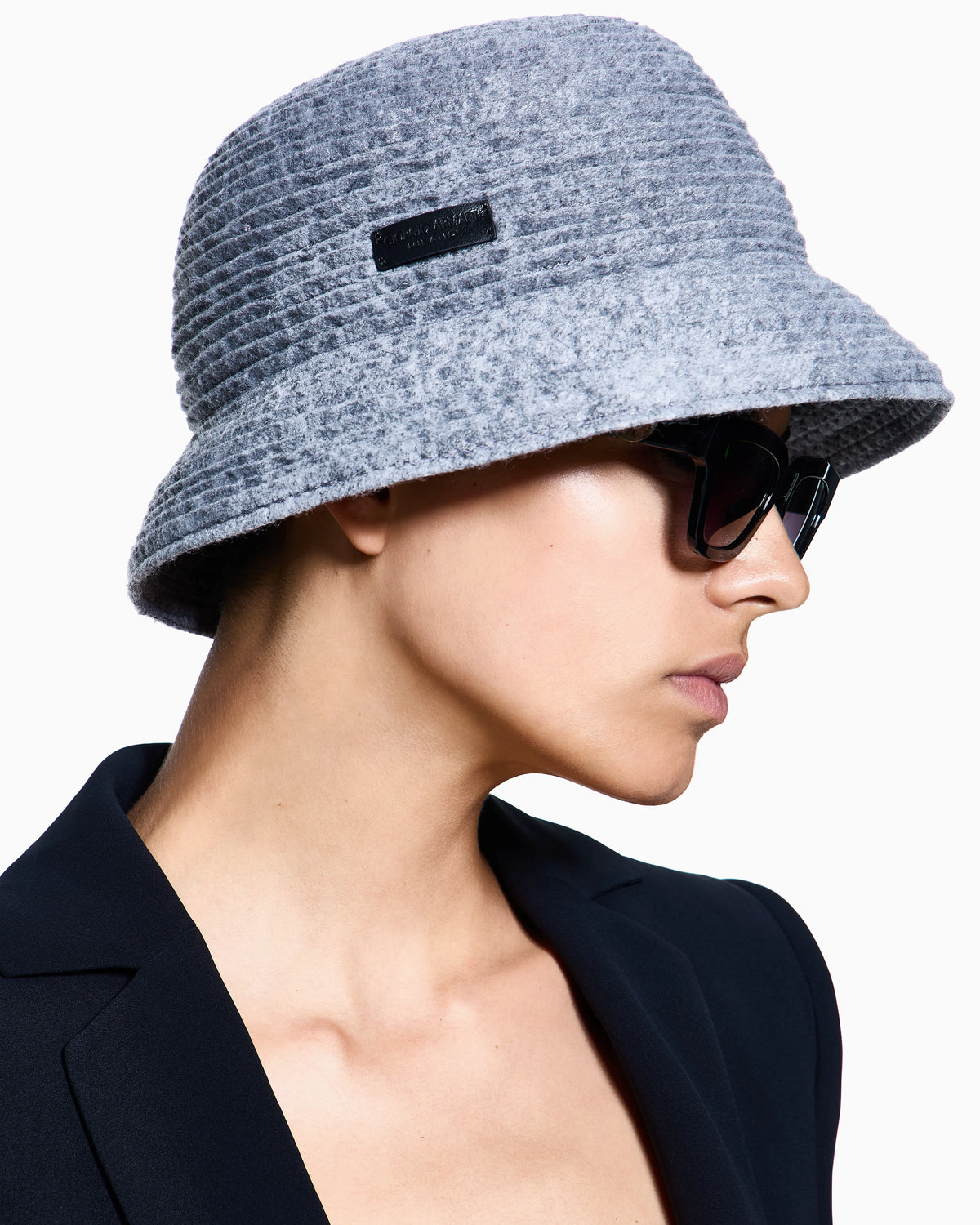 Hat in wool webbing