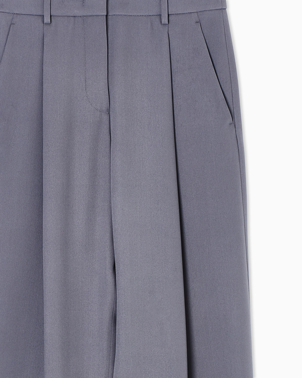 Single-pleat washed silk crêpe trousers