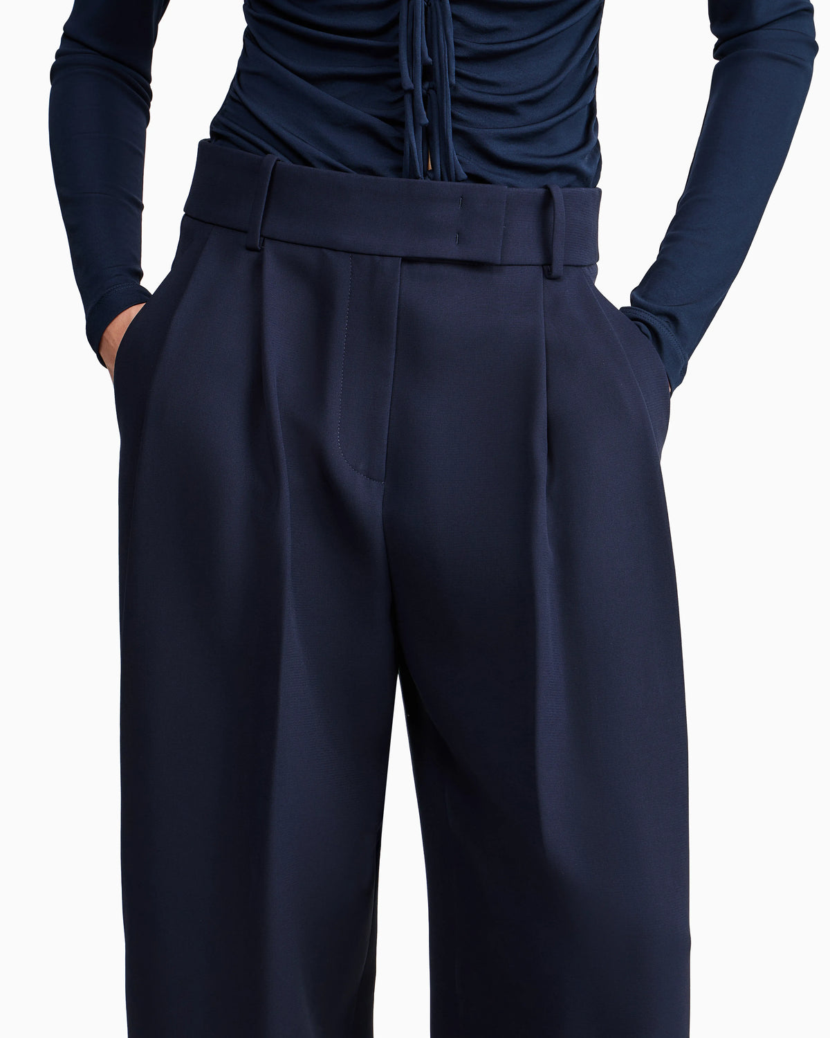 Trousers wide-leg with double pleats in silk crepe cady