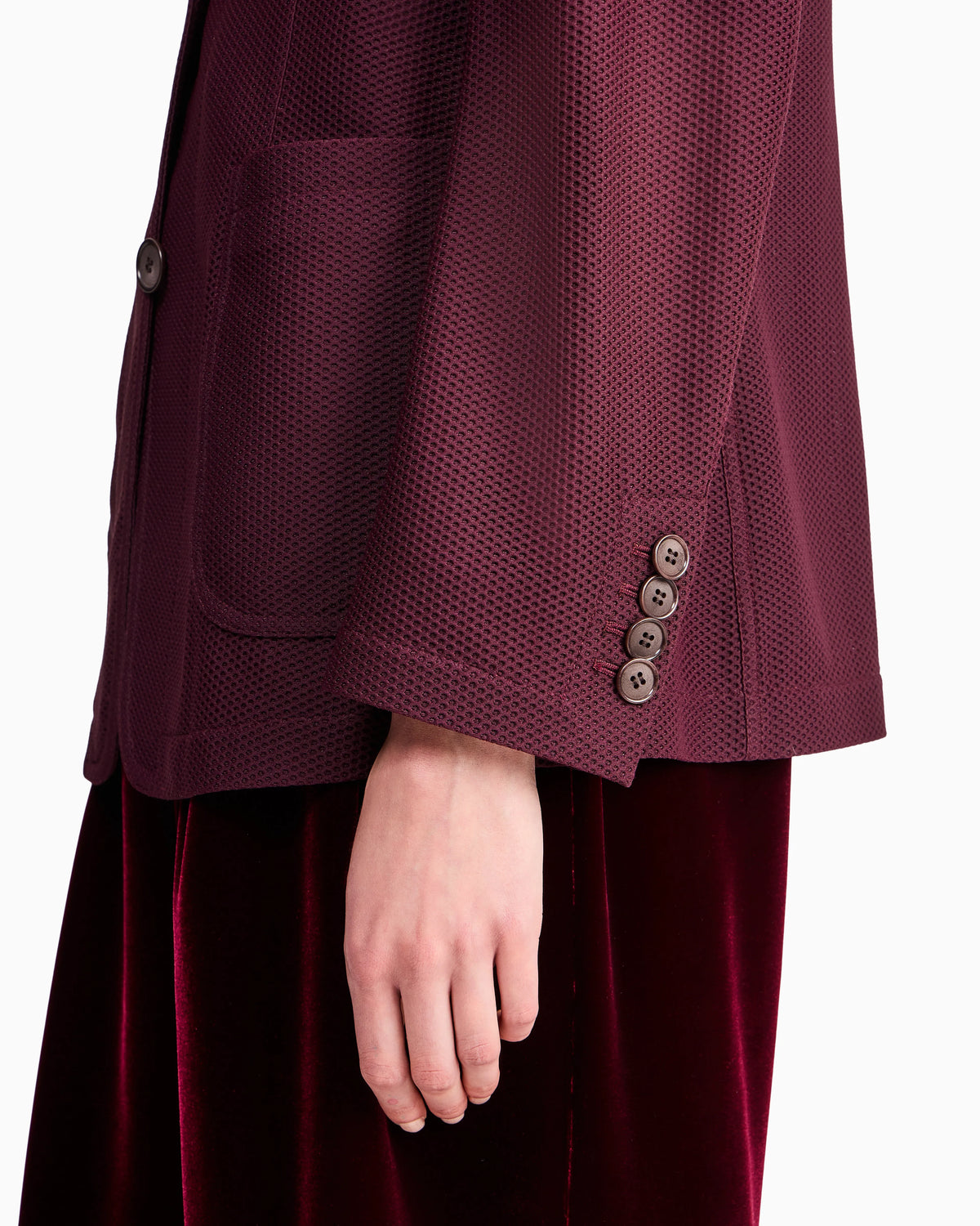 Single-breasted jacket in embossed mesh