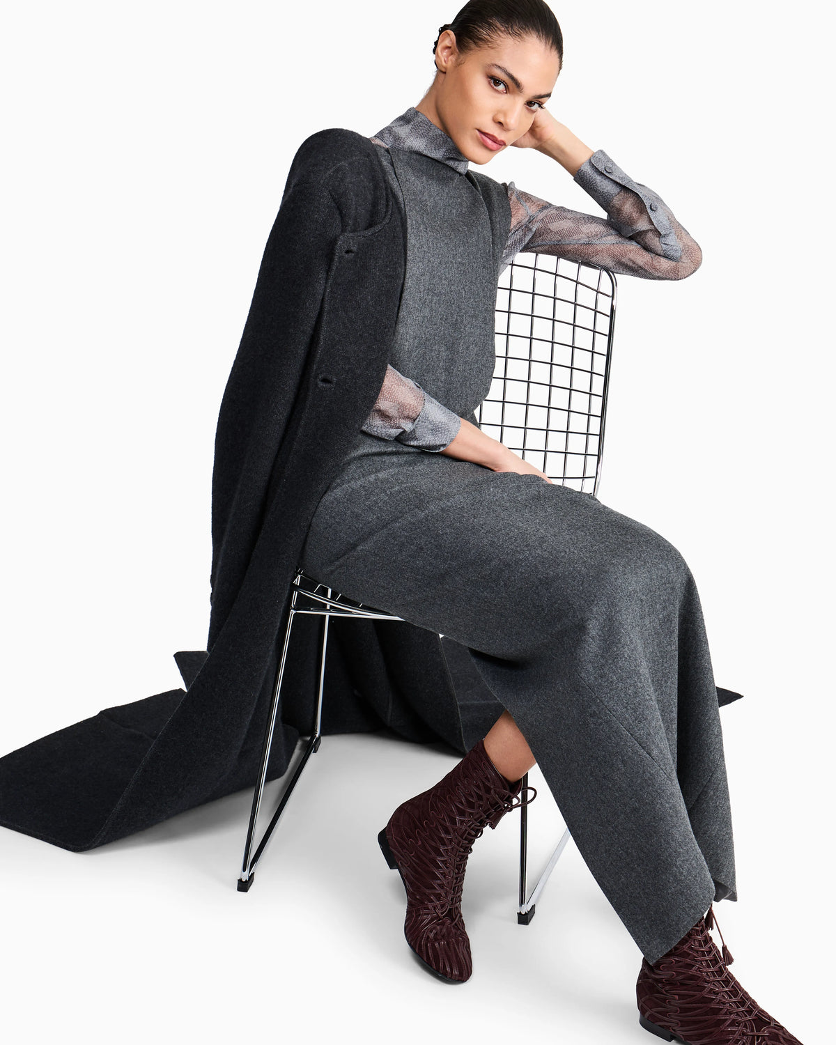 Sleeveless long dress in wool and cashmere flannel