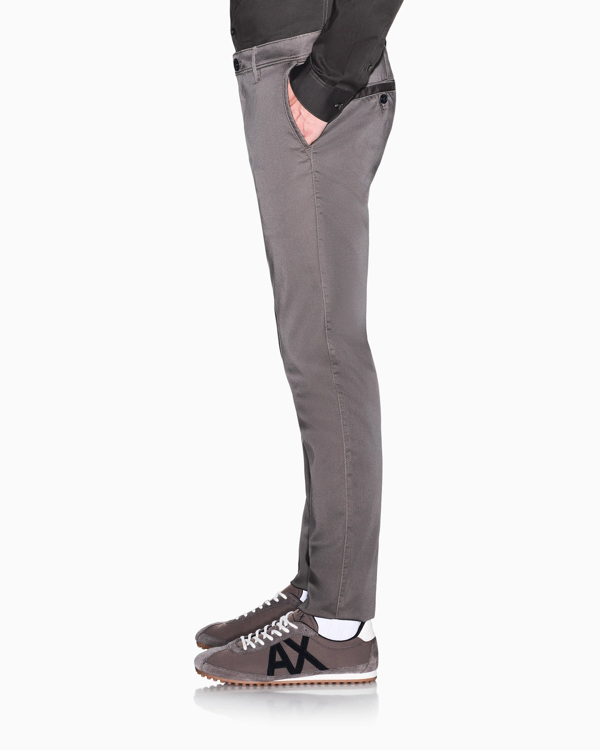 Straight-leg chinos in stretch cotton satin Essential