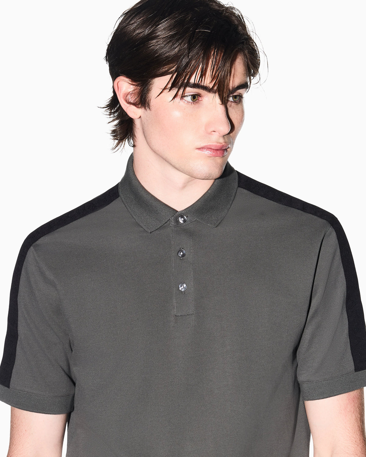 Contrasting tape polo in cotton pique