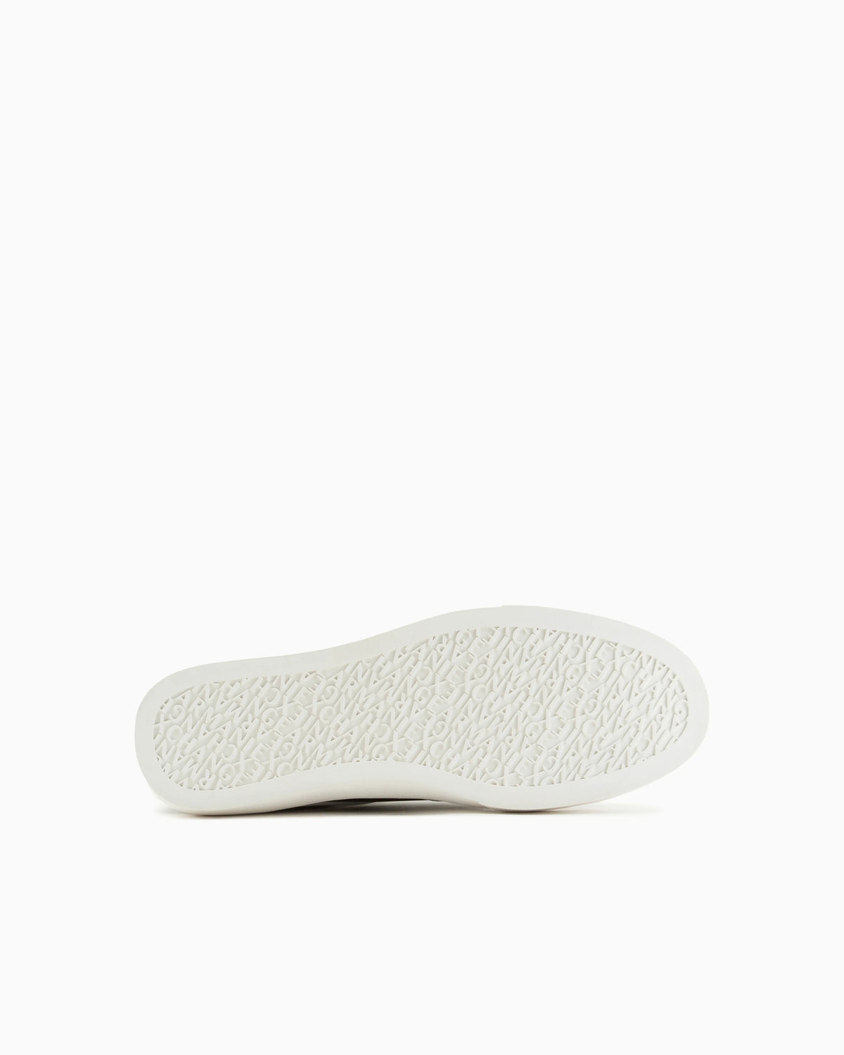 Sneakers with contrasting band