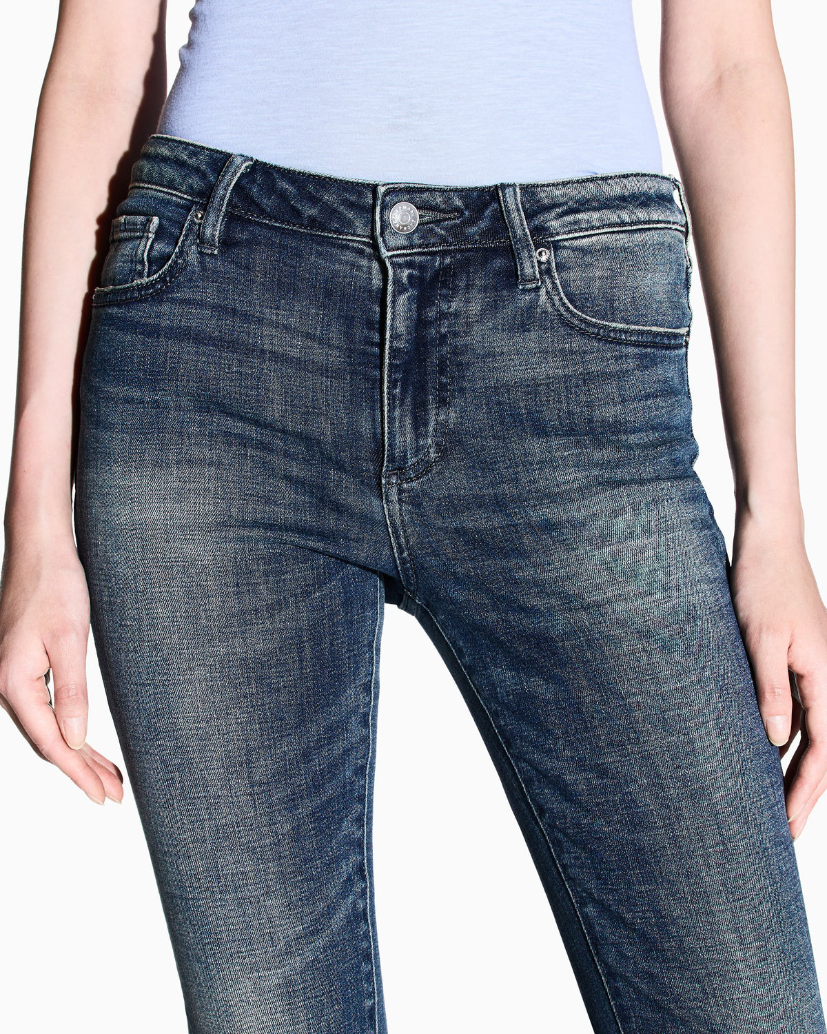 Super skinny used effect jeans
