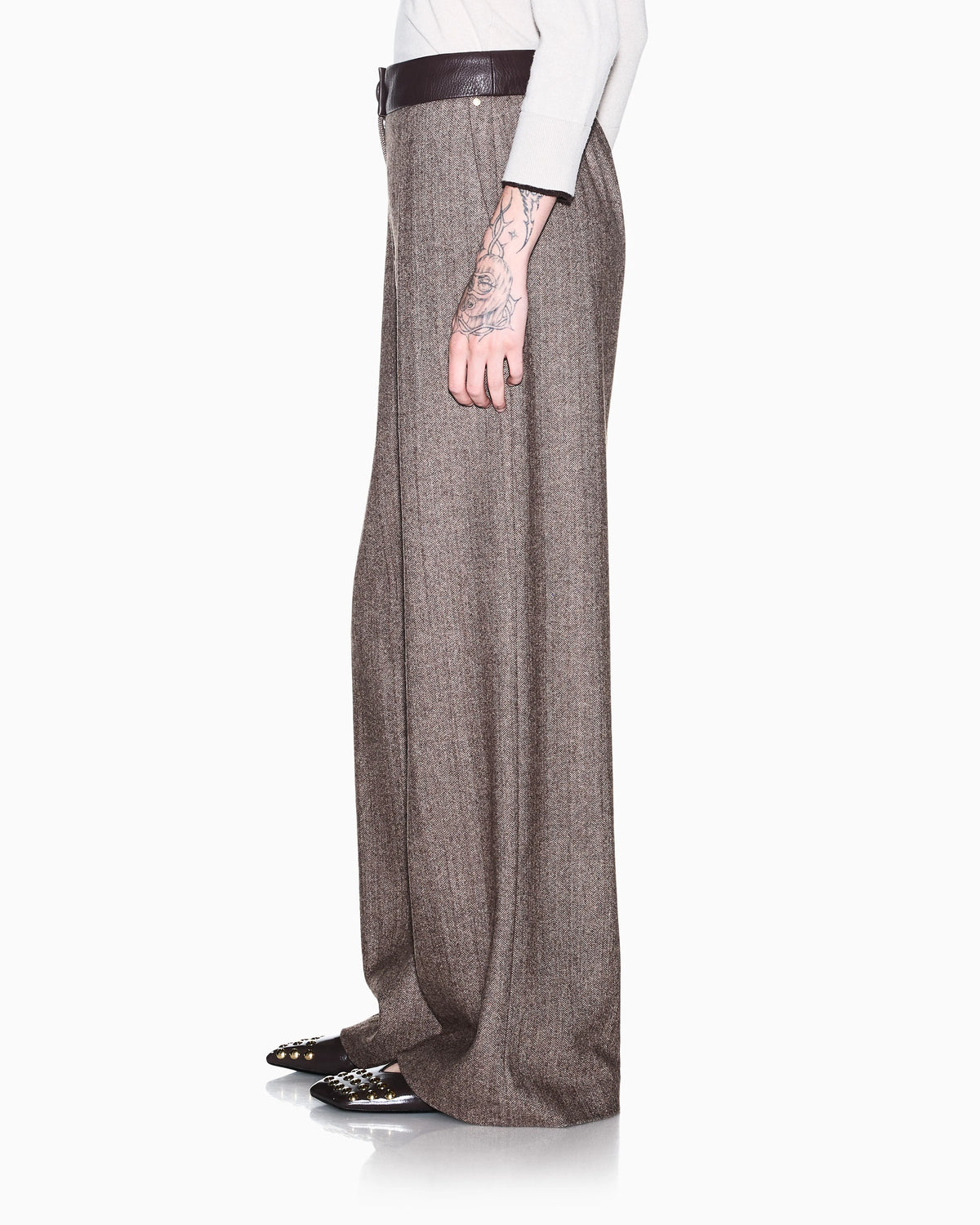 relaxed fit trouser in herringbone virgin wool and silk