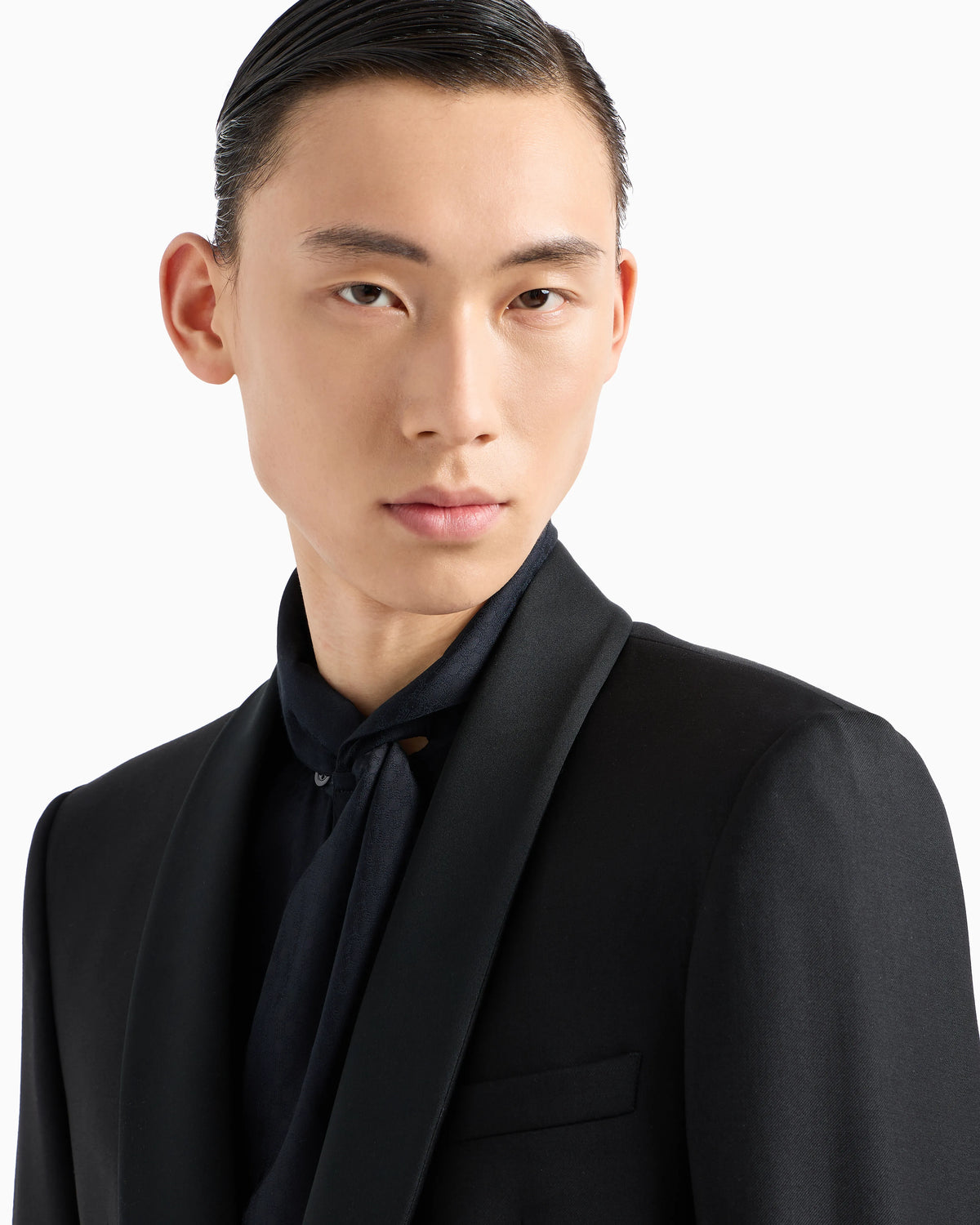 Satin lapel jacket in worsted virgin wool Essential