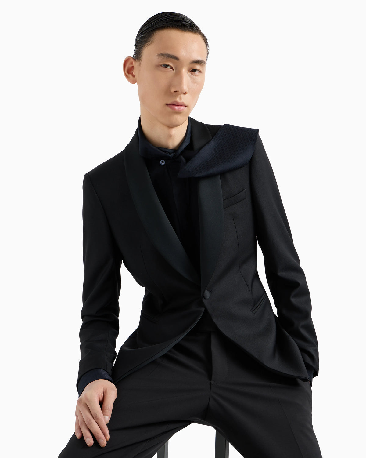 Satin lapel jacket in worsted virgin wool Essential