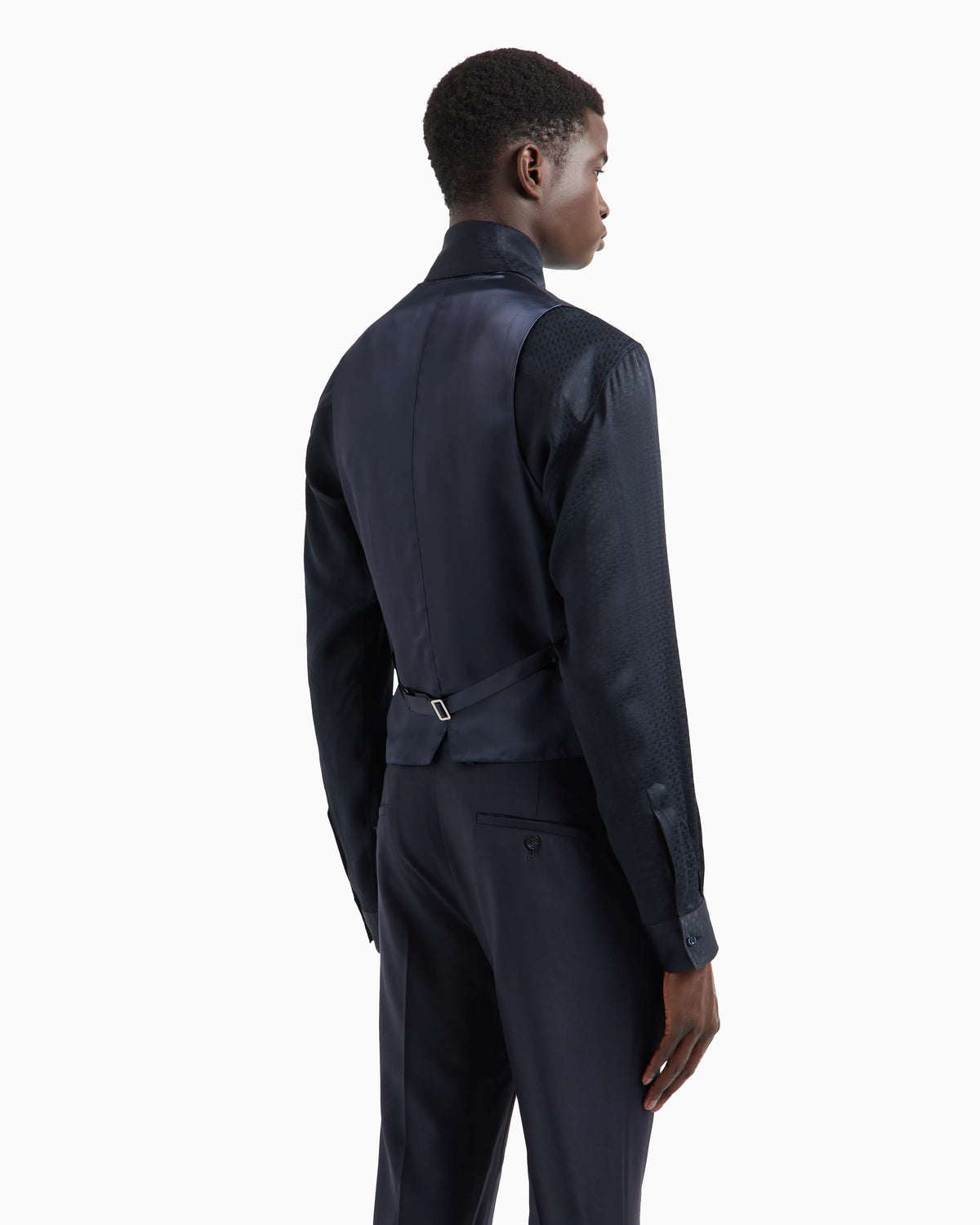 Worsted single-breasted gilet Essential in virgin wool
