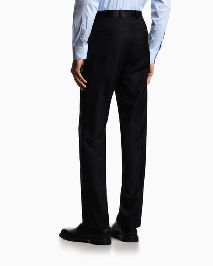 Worsted trousers Essential in virgin wool with straight cut