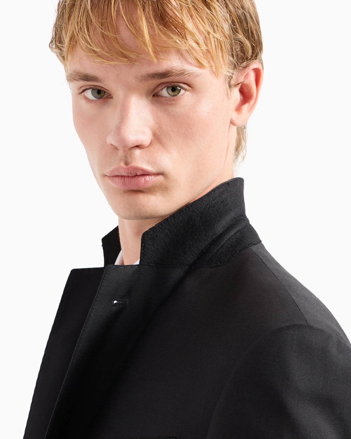 Single-breasted suit in fresh wool canvas