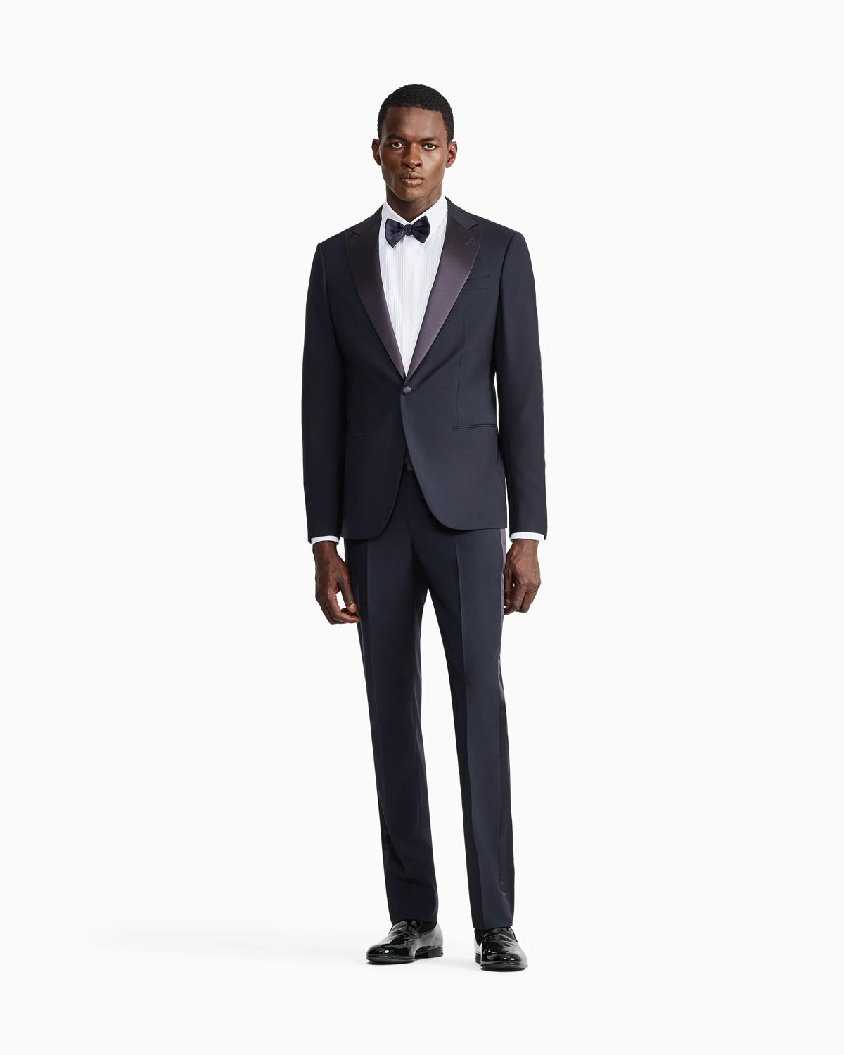 Pure wool, half-canvassed, slim-fit tuxedo from the Soho line