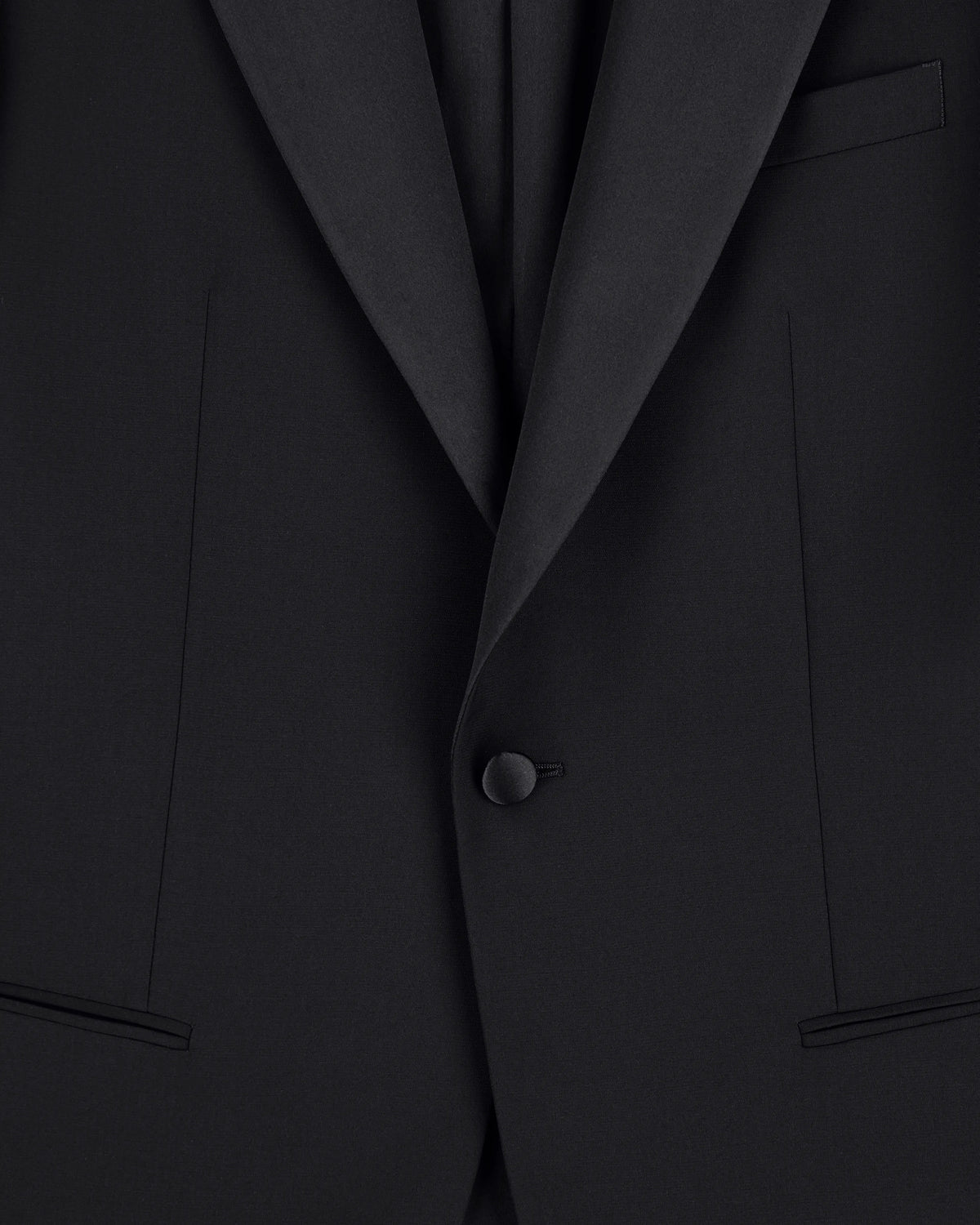 Pure wool, half-canvassed, slim-fit tuxedo from the Soho line