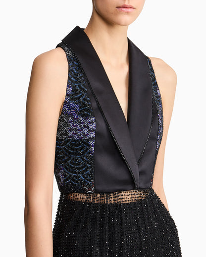 Dress with lapels and embroidered skirt