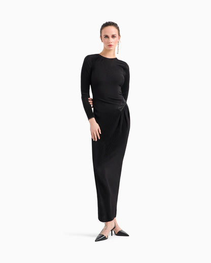 Long dress in pleated jersey