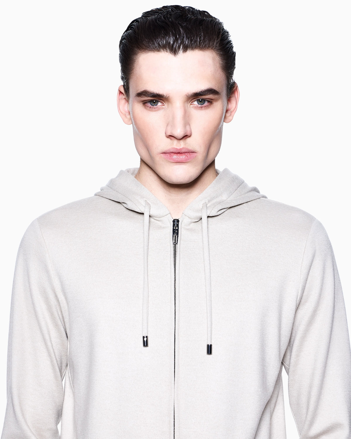 Hooded sweatshirt in pure cashmere cloth