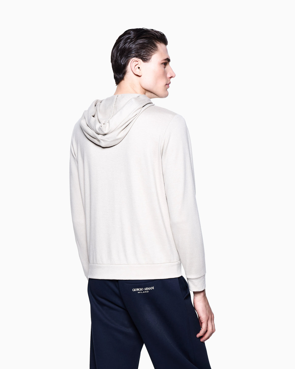 Hooded sweatshirt in pure cashmere cloth