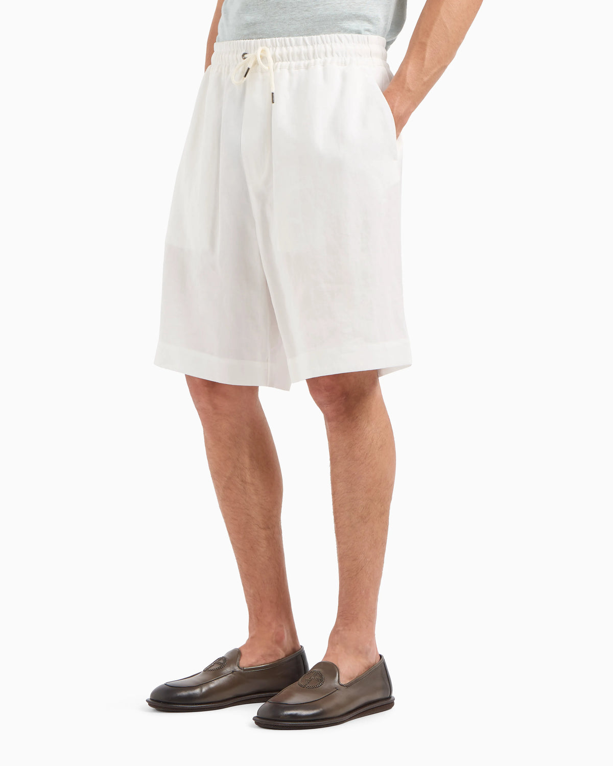 Pure linen canvas flat-front Bermuda shorts