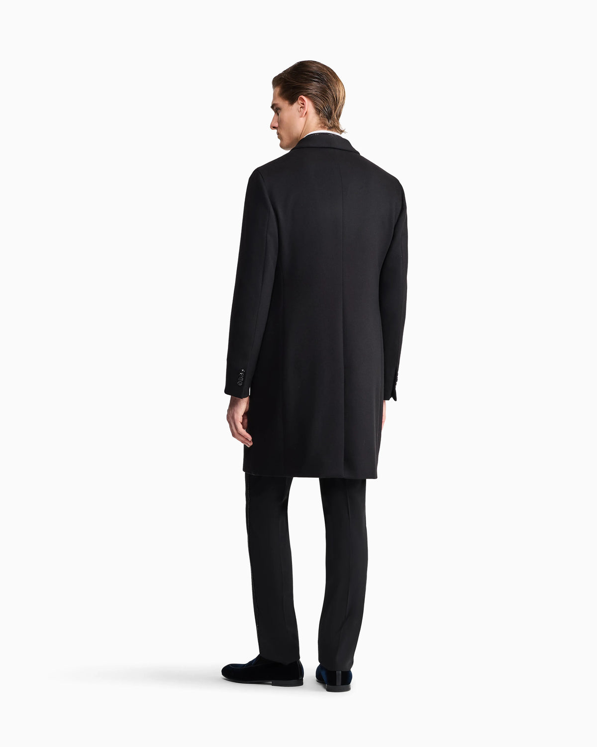 Double-breasted coat in cashmere with shawl collar