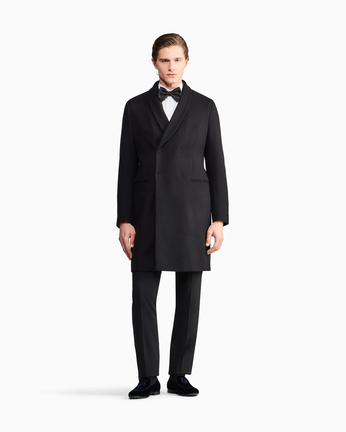 Double-breasted coat in cashmere with shawl collar