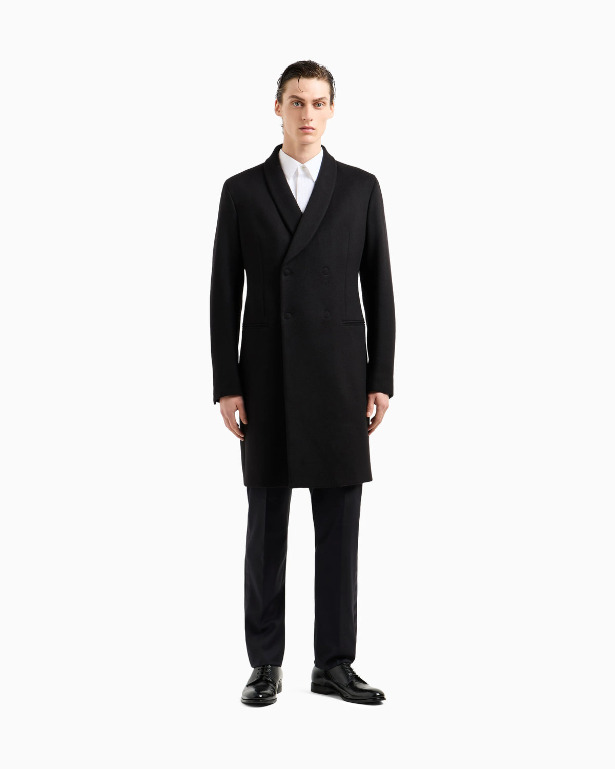 Double-breasted coat in cashmere with shawl collar