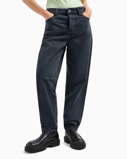 J51 carrot fit jeans in stiff denim with embroidered monogram