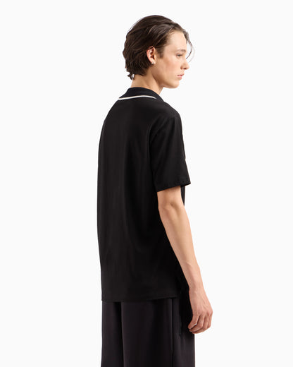 cotton polo with contrasting collar profiles