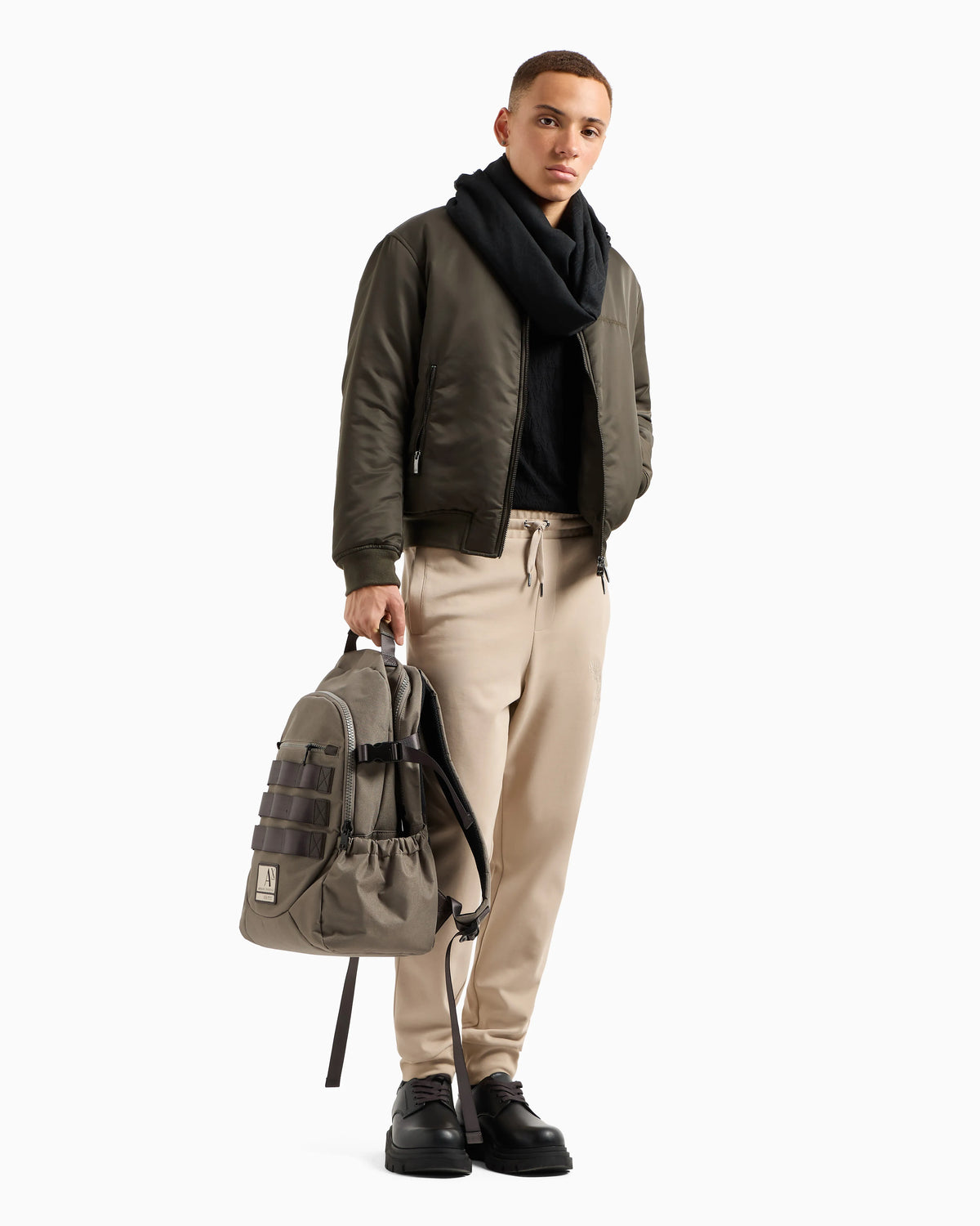 Jogger trousers with logo
