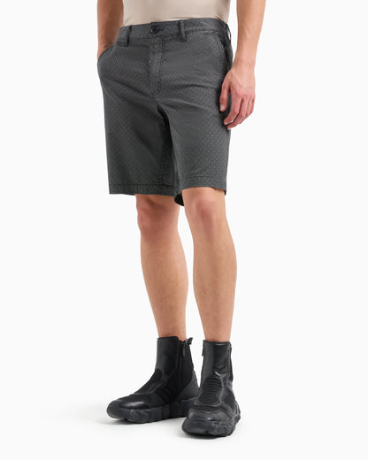 Trousers in flowing fabric