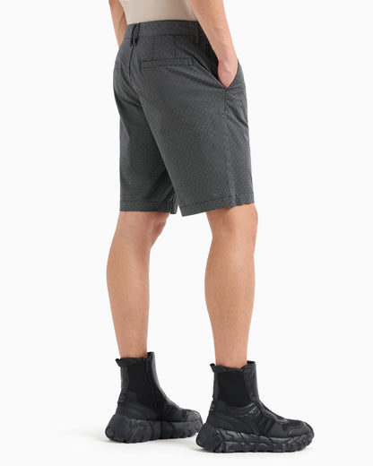 Trousers in flowing fabric