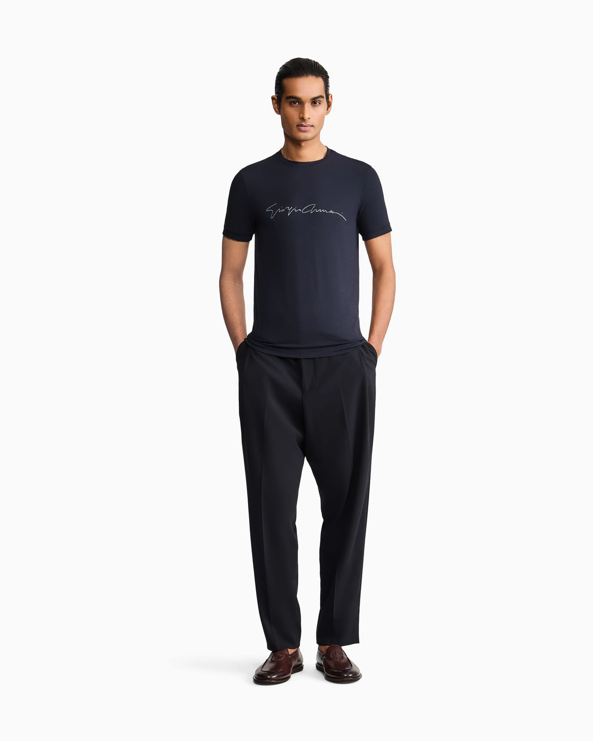 Stretch t-shirt in viscose with crew neck and logo