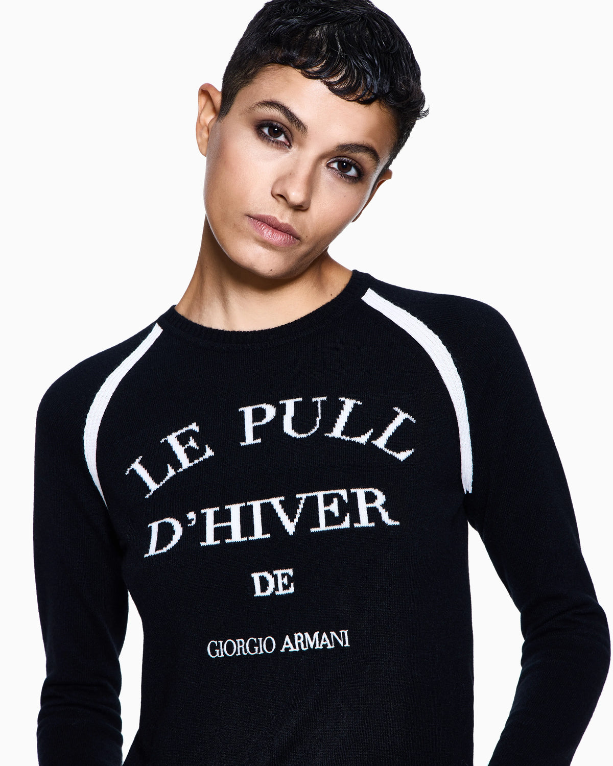 Knitted sweater in cashmere with crew neck