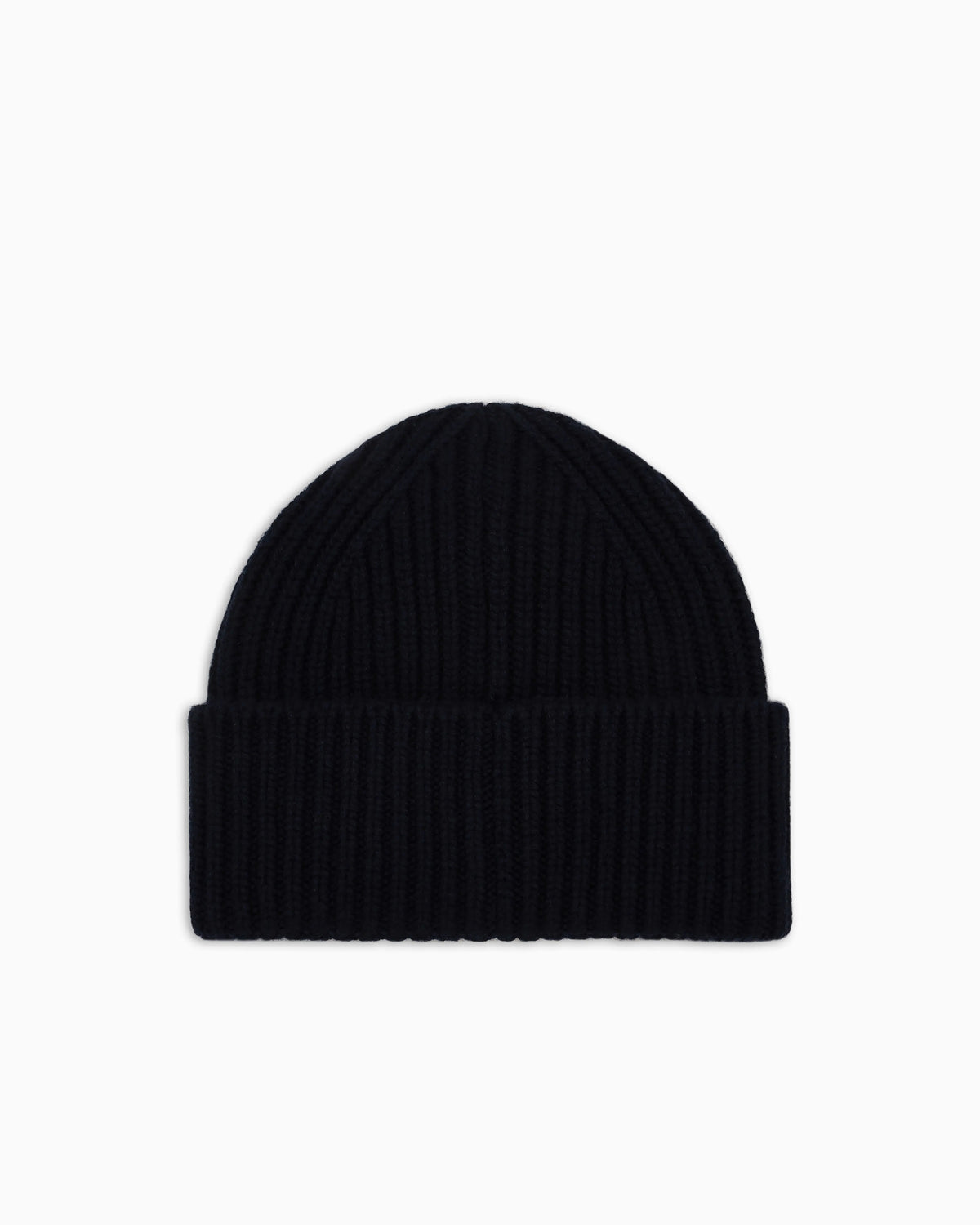Cashmere beanie with ribbed knit and patch