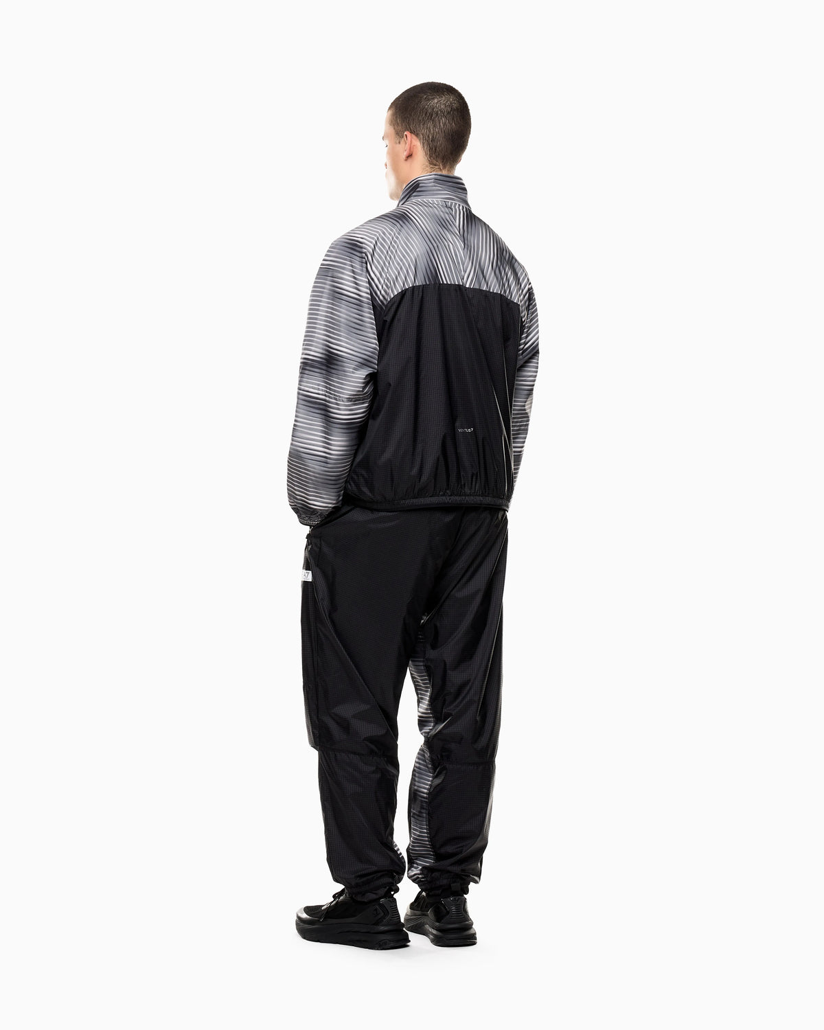 Dynamic Athlete tracksuit in VENTUS7 technical fabric with print