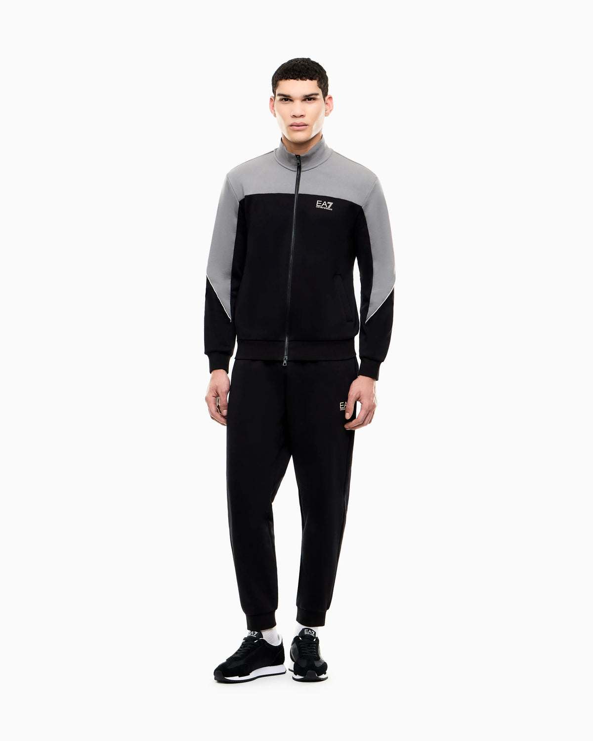 Tracksuit regular fit in cotton jersey with ribbed details
