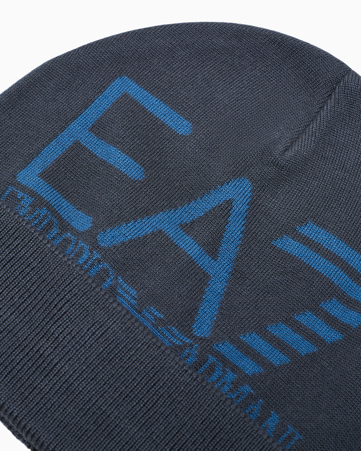 Cuffed beanie with jacquard logo Mountain Visibility