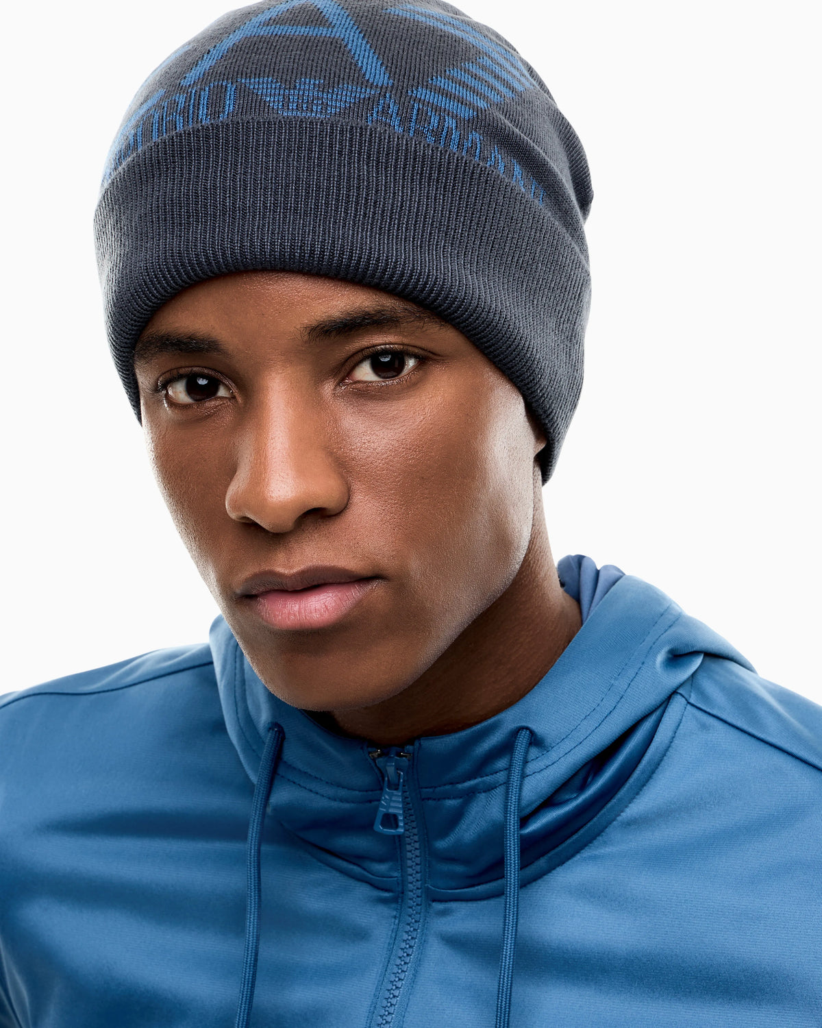 Cuffed beanie with jacquard logo Mountain Visibility