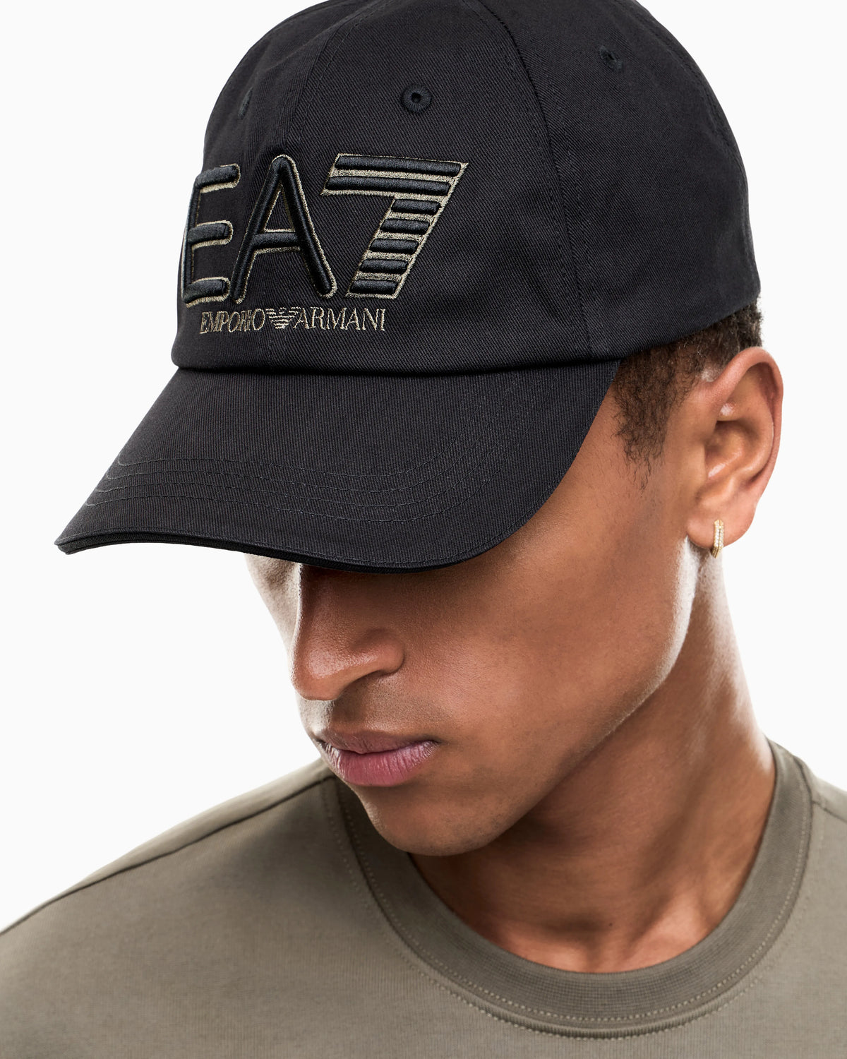 Baseball hat Logo Series in embroidered cotton twill